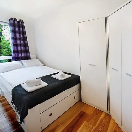 Ξενοδοχείο με διαμερίσματα Cvo Cracow Old Town 3*